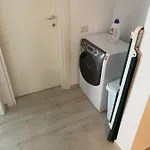 Andi *